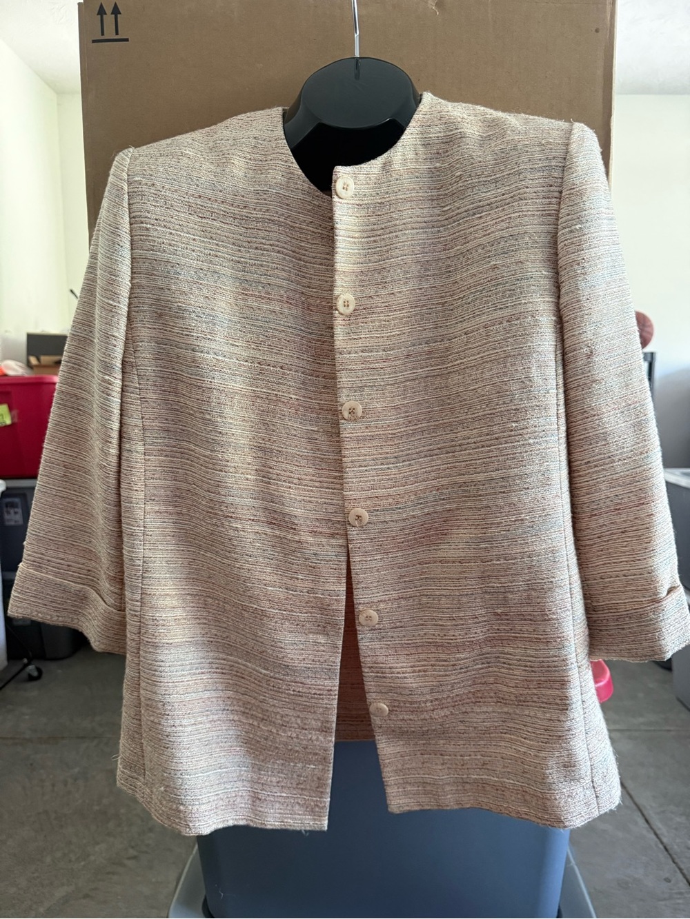 Women's Cream Textured Button-Front Jacket p52